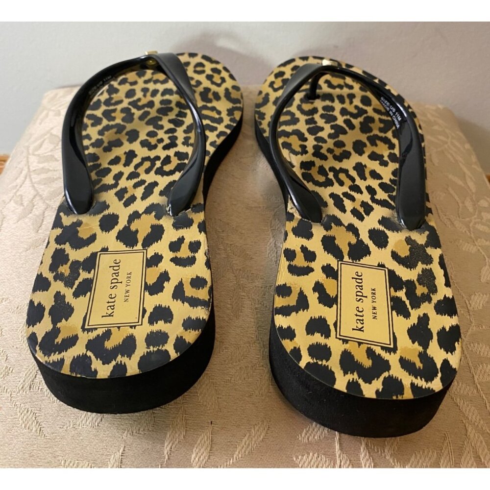 Kate Spade New York Leopard Print Flip Flops Black Straps & Heart Accent Size 11 - Picture 3 of 9